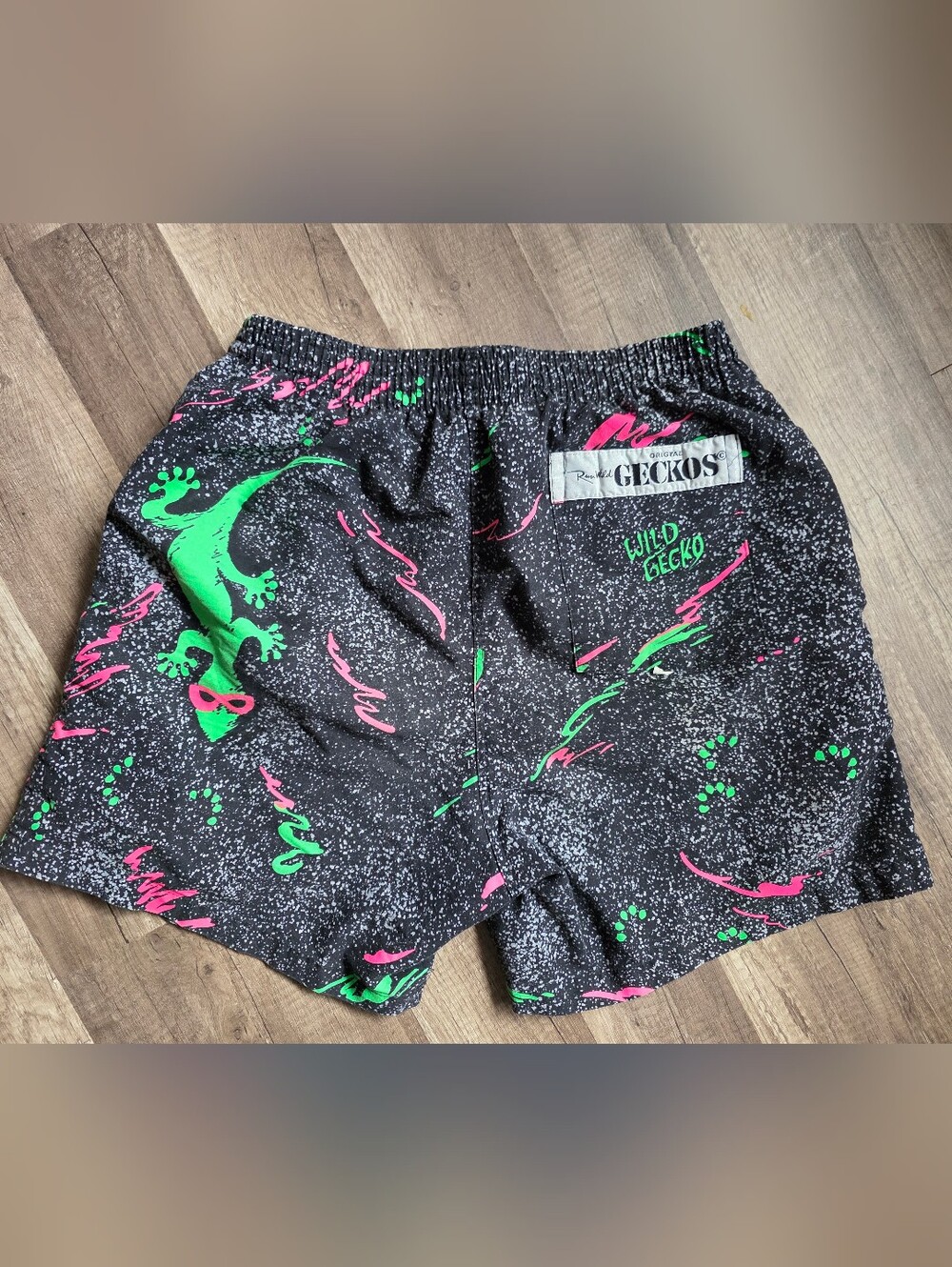Y2K 90s Dopamine Wild Gecko Black Swim Shorts Neon Green & Pink Print Hawaii